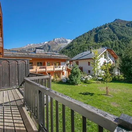 Montroc Sleeps 6