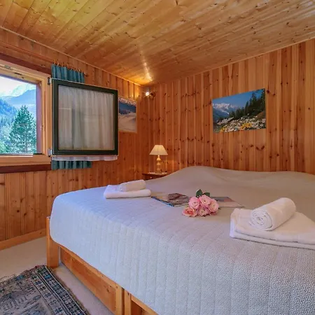 Montroc Sleeps 6 Apartment